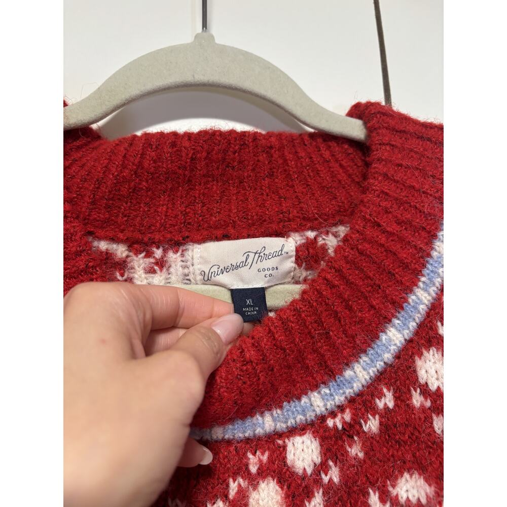 Universal Thread XL Red White Snowflake Sweater - Picture 3 of 7